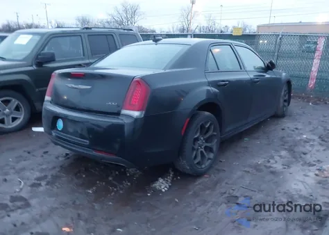 2016 Chrysler 300 300S Alloy Edition from USA, damaged, VIN 2C3CCABG3GH320749
